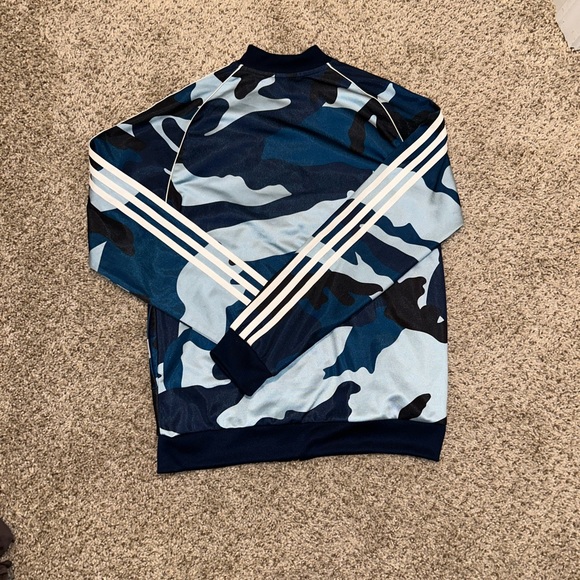 Adidas jacket - Picture 4 of 5